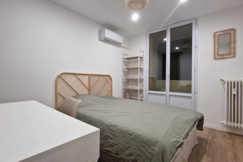 Appartement Saint Charles Marseille Exteriör bild